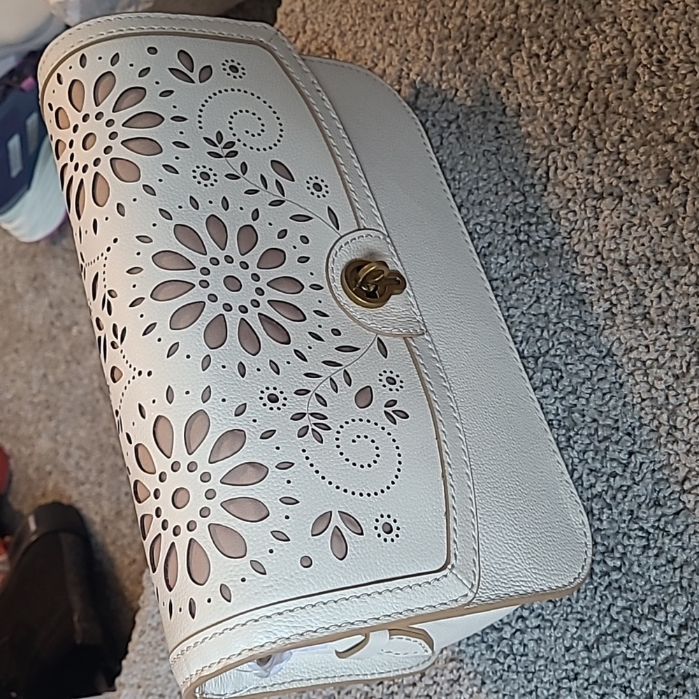 Fossil - NWT - Linen Ainsley Crossbody